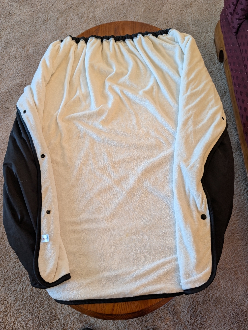 Bamboo Lined Black Spa-Style Towel Wrap - Picture 3 of 11